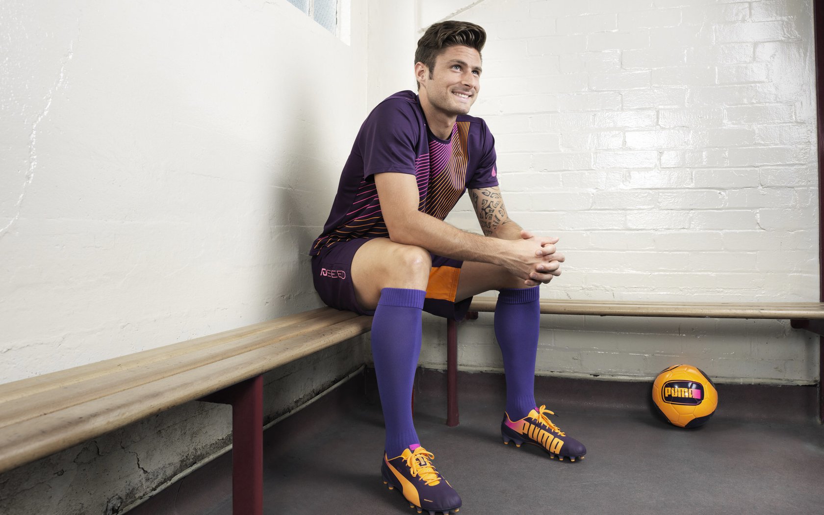 甘冈门将神勇,帮助球队战平对手,甘冈vs亚眠比赛