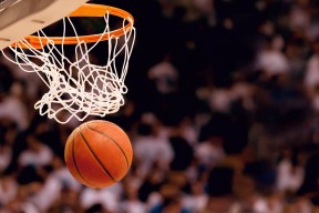 追梦之旅：年轻球员追逐冠军的心路历程，追梦nba是谁
